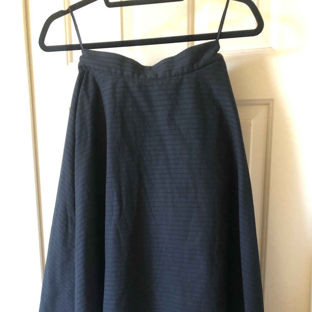 Uniqlo A-Line Black Midi Skirt